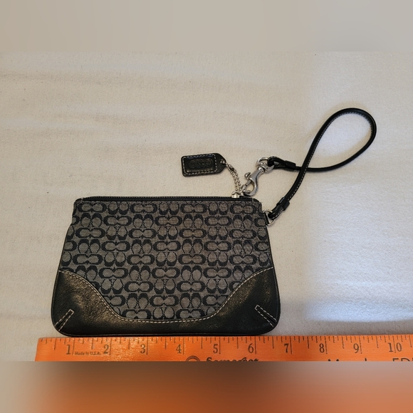 Black and Charcoal Coach Wristlet - Picture 3 of 4